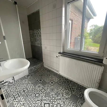 Appartement Monteurwohnung, Handwerkerwohnung Neu Mit 4 Schlafzimmern Und Garten Bockhorn (Lower-Saxony)